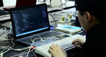 河北索拓網絡科技董事長張江周 5年開發百款游戲，打造河北的游戲夢工廠